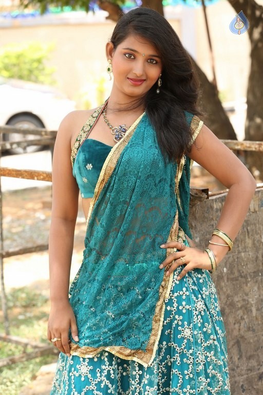 Teja Reddy Latest Pics - 16 / 37 photos