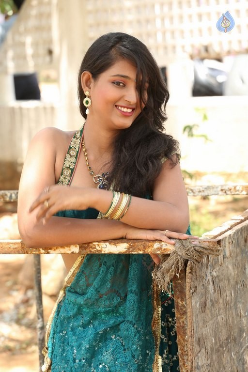 Teja Reddy Latest Pics - 35 / 37 photos