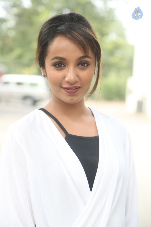 Tejaswi Madivada New Photos - 29 / 38 photos