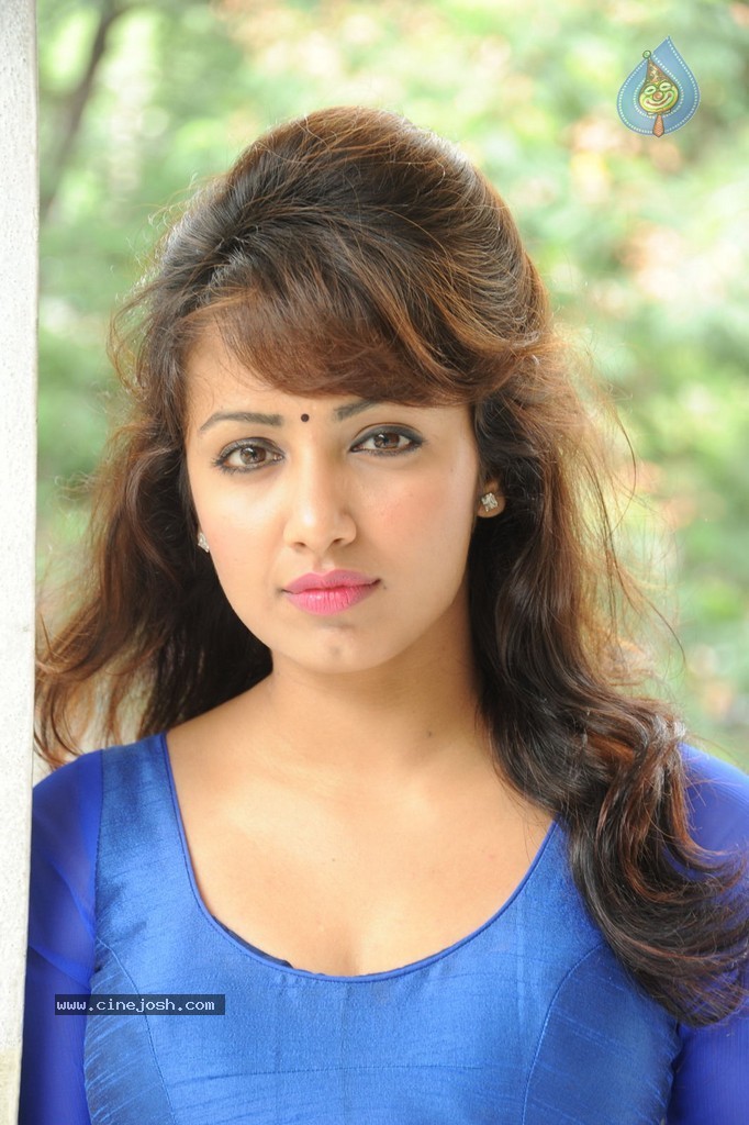 Tejaswi New Stills - 67 / 222 photos