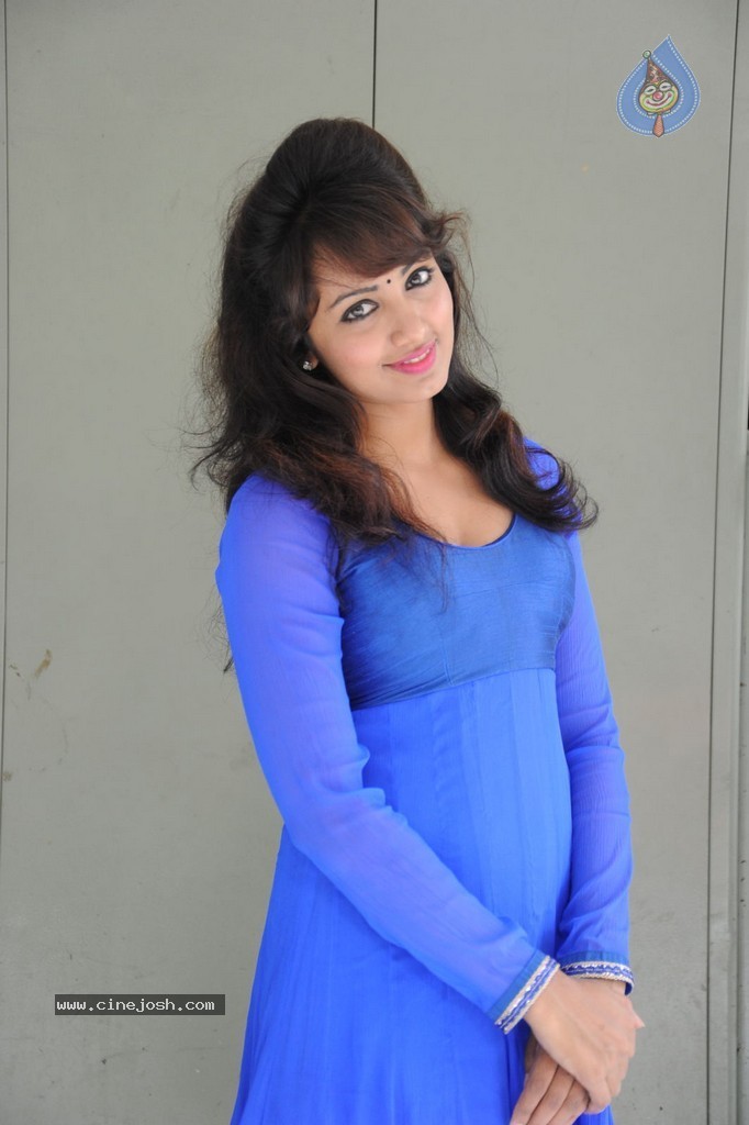 Tejaswi New Stills - 80 / 222 photos