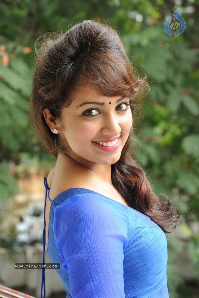 Tejaswi New Stills - 114 / 222 photos