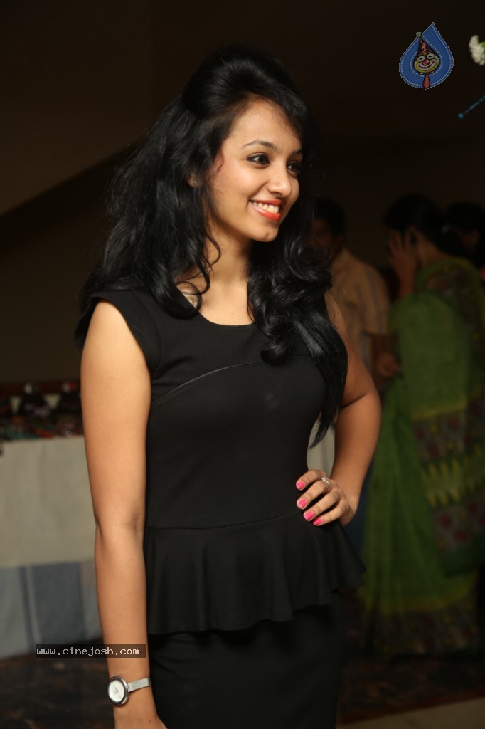 Tejaswi New Stills - 50 / 88 photos