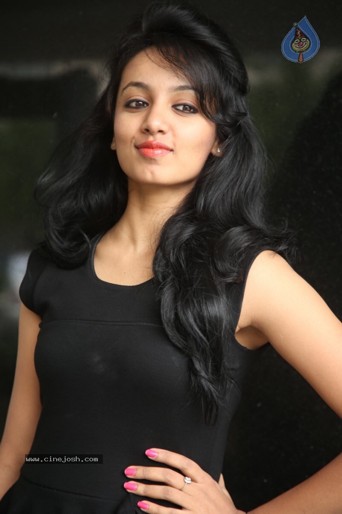 Tejaswi New Stills - 60 / 88 photos