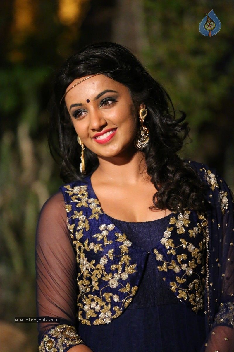 Tejaswi Photos - 16 / 45 photos