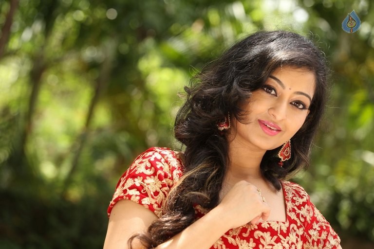 Tejaswini New Photos - 10 / 42 photos