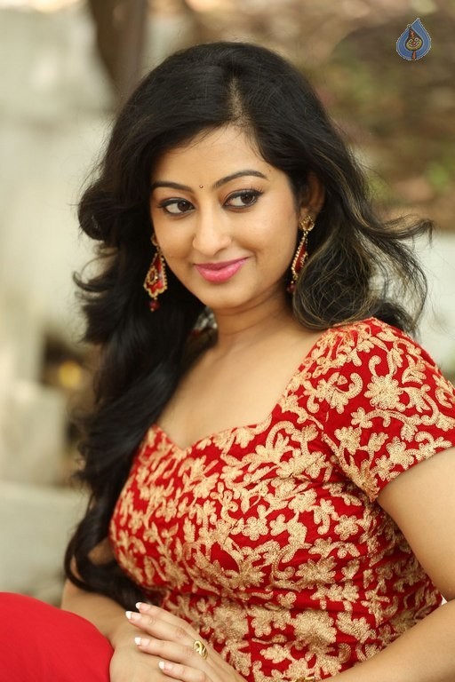 Tejaswini New Photos - 38 / 42 photos