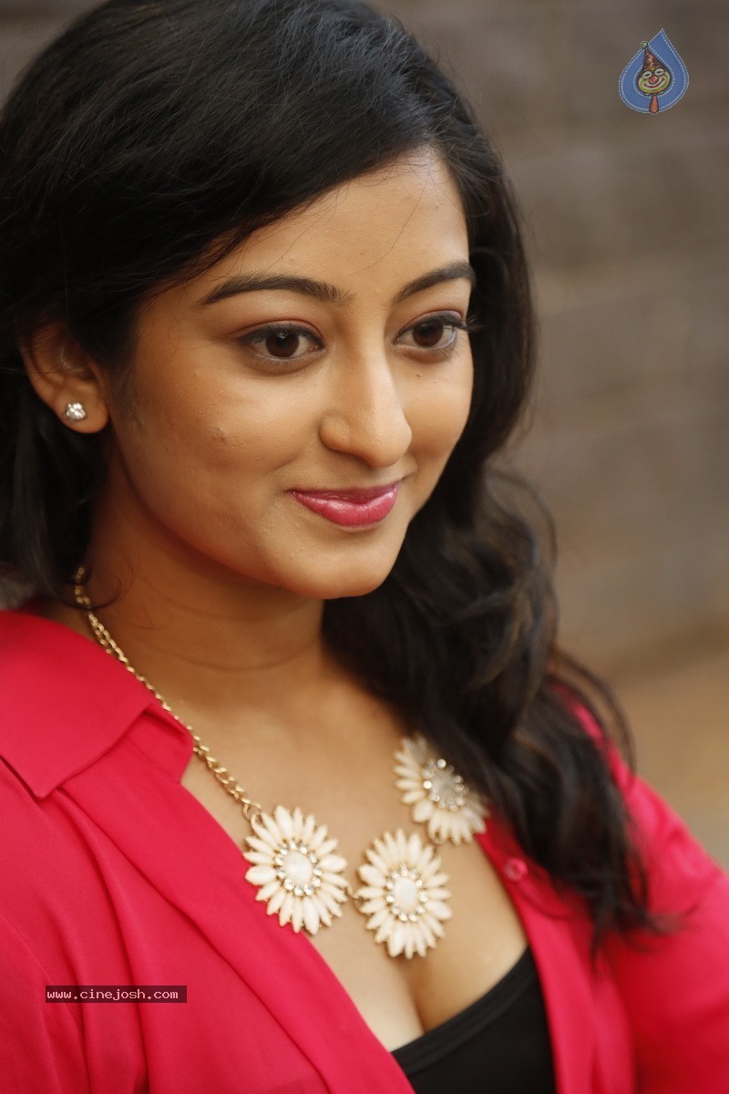 Tejaswini Photos - 4 / 62 photos