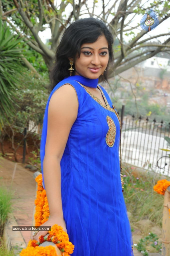 Tejaswini Stills - 20 / 28 photos