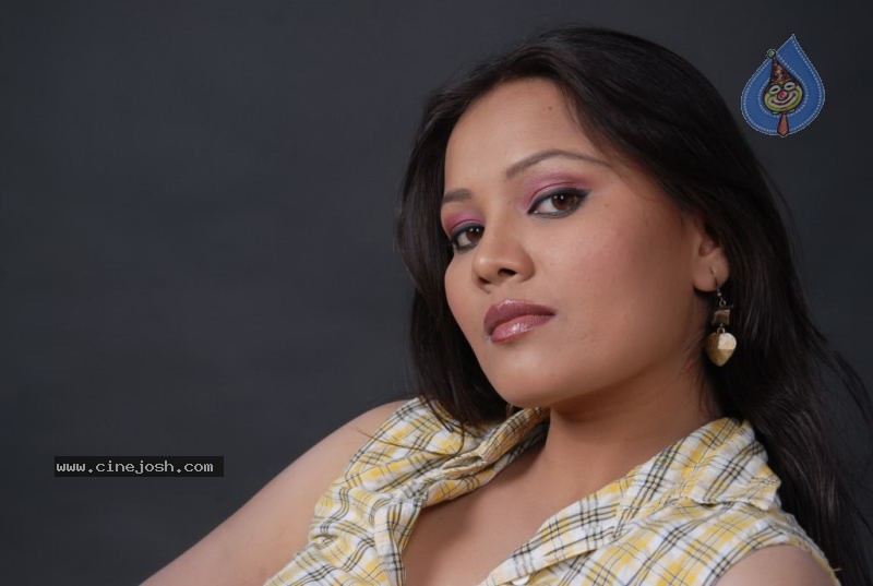 Thanmayi Hot Stills - 1 / 85 photos