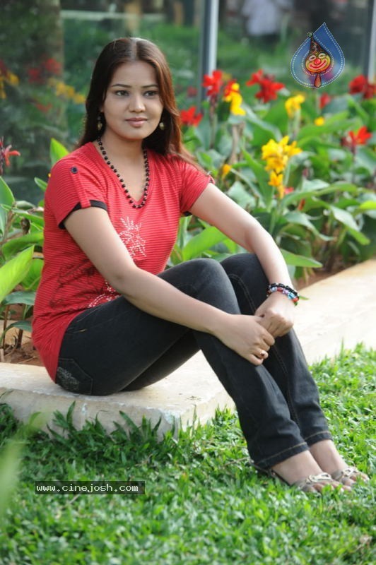 Thanmayi Latest Stills - 41 / 55 photos