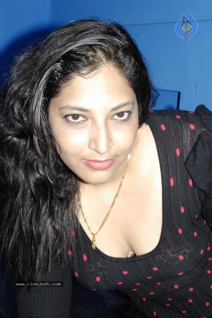 Tharuna Hot Stills - 12 / 72 photos