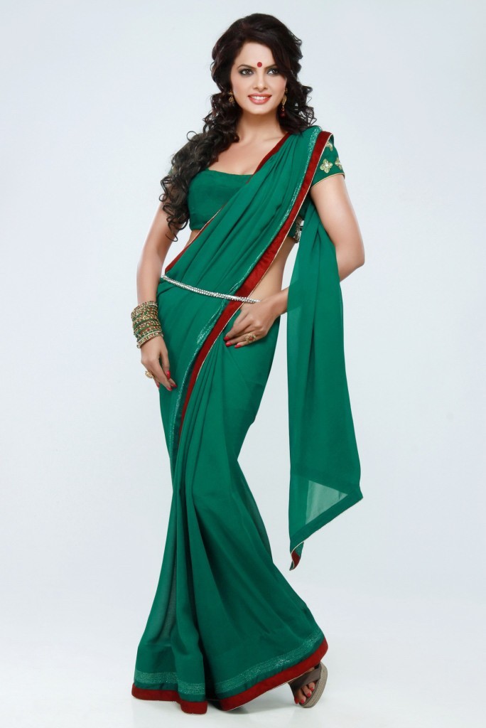 Tripta Parashar Portfolio Photos - 17 / 27 photos