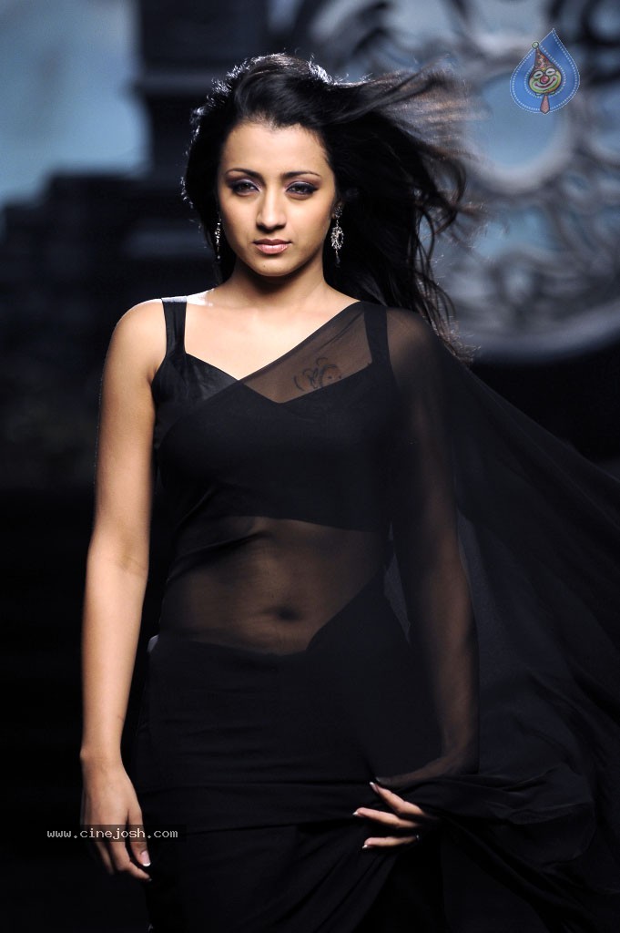 Trisha Hot Gallery - 39 / 83 photos