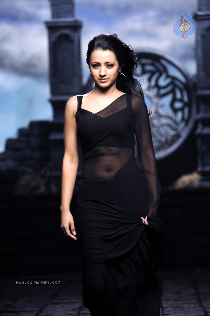 Trisha Hot Gallery - 65 / 83 photos