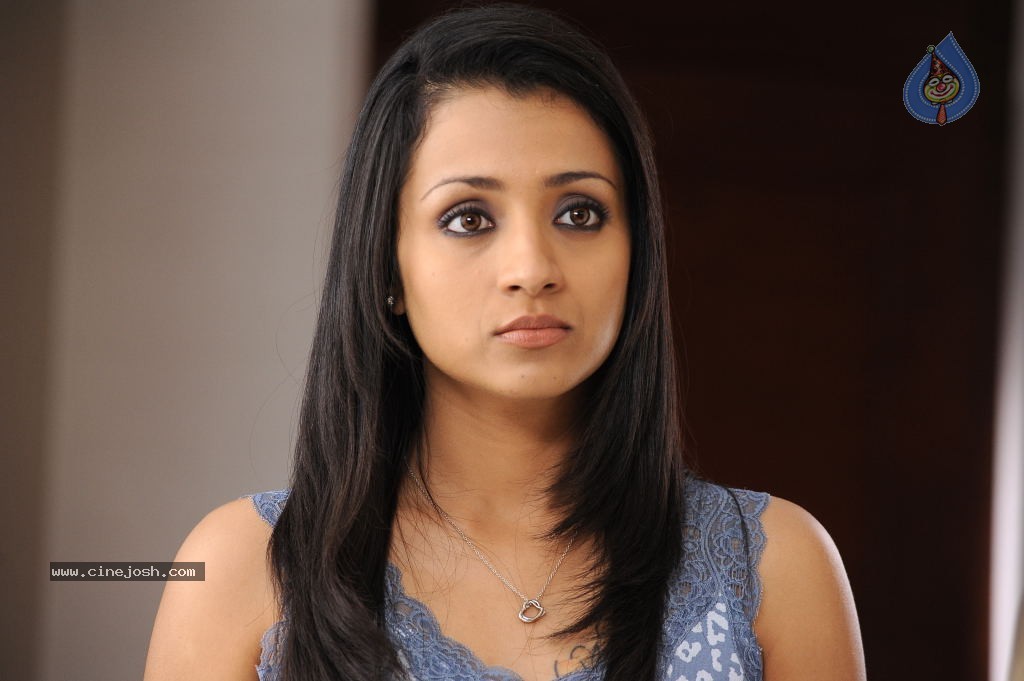 Trisha New Gallery - 54 / 65 photos