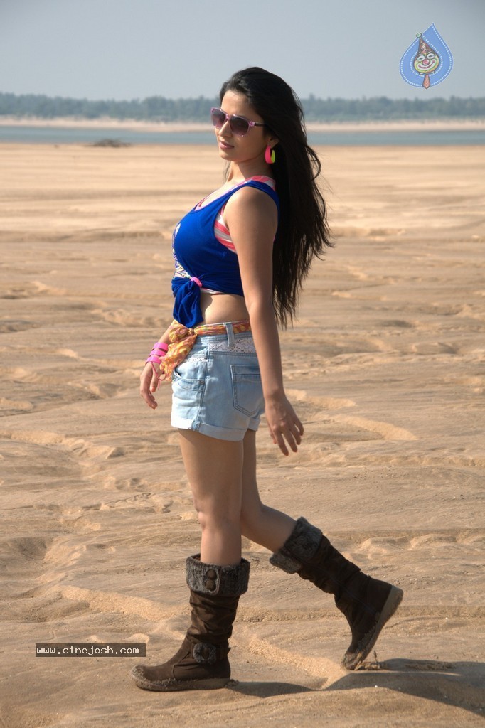 Trishala Shah New Photos - 24 / 64 photos