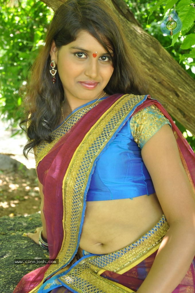 Tulasi Stills - 58 / 88 photos