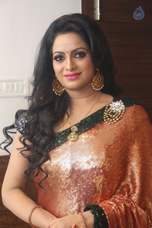 Udaya Bhanu New Photos - 5 / 55 photos