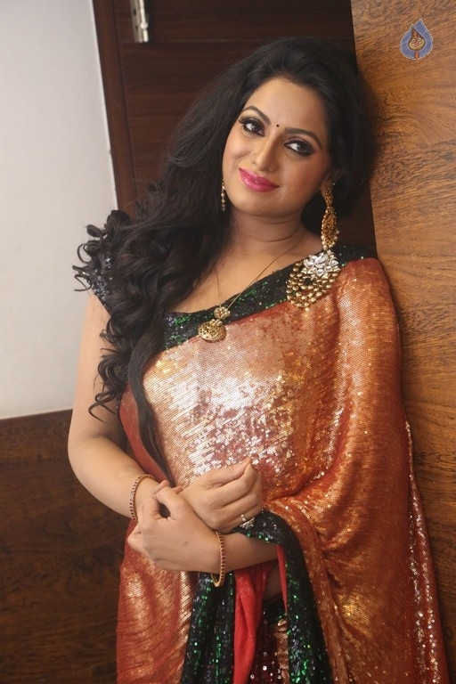 Udaya Bhanu New Photos - 36 / 55 photos