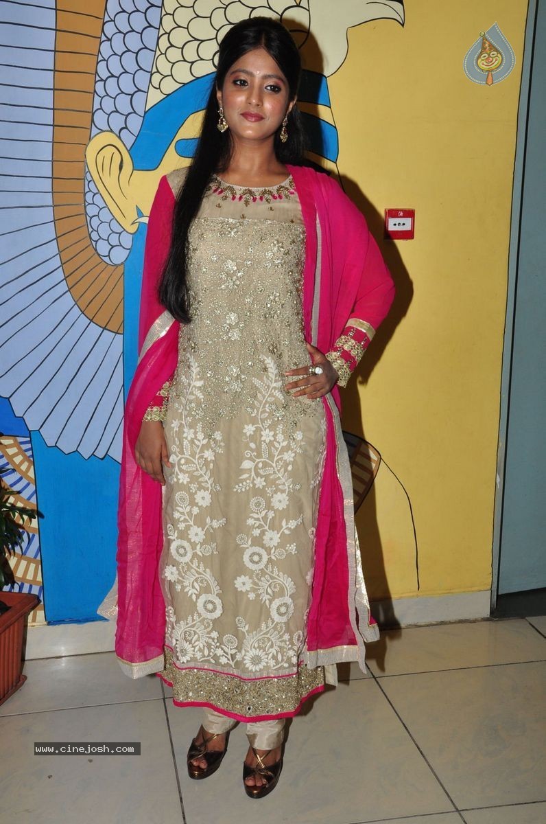 Ulka Gupta Latest Photos - 29 / 36 photos