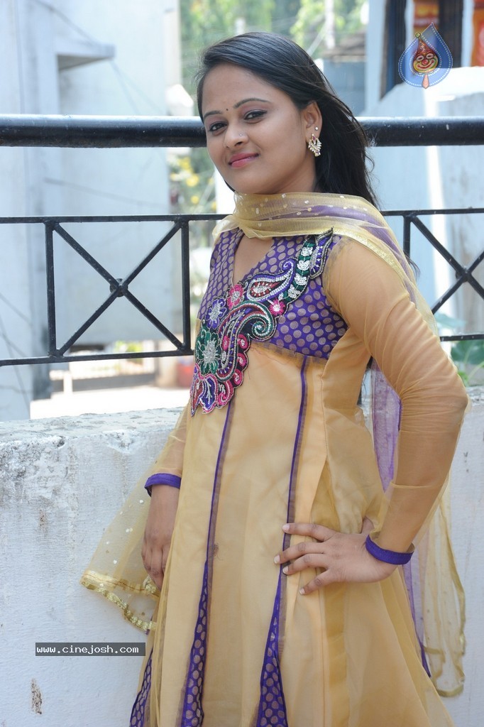 Usha Stills - 15 / 22 photos