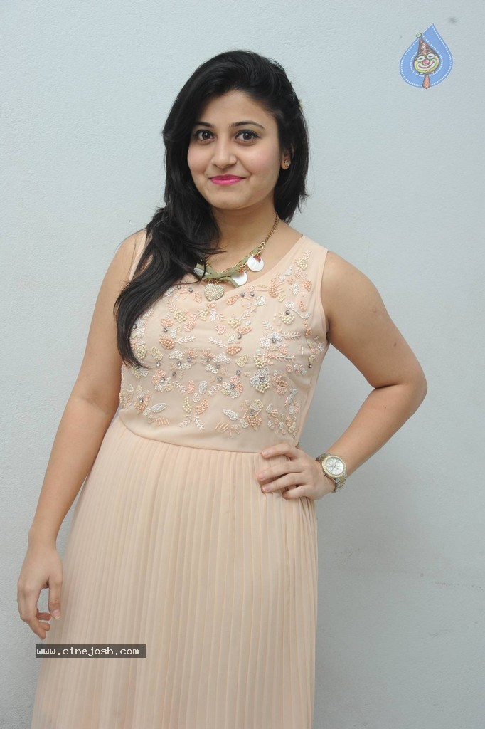 Vaishali New Stills - 2 / 88 photos