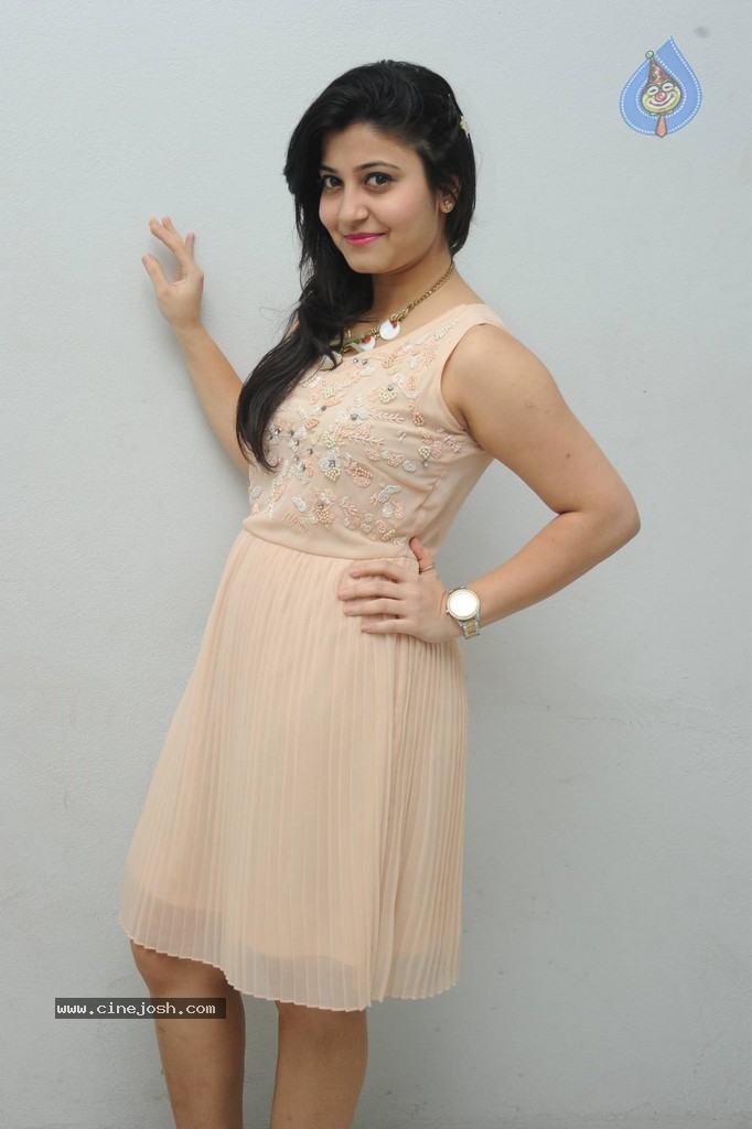 Vaishali New Stills - 6 / 88 photos