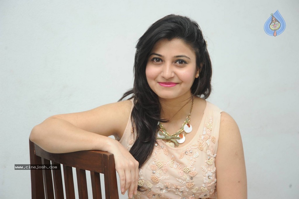 Vaishali New Stills - 7 / 88 photos