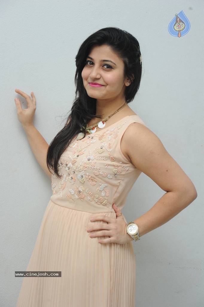 Vaishali New Stills - 42 / 88 photos