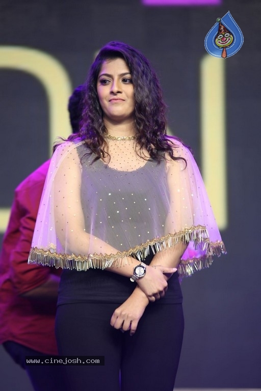 Varalaxmi Sarathkumar Latest Images - 8 / 12 photos