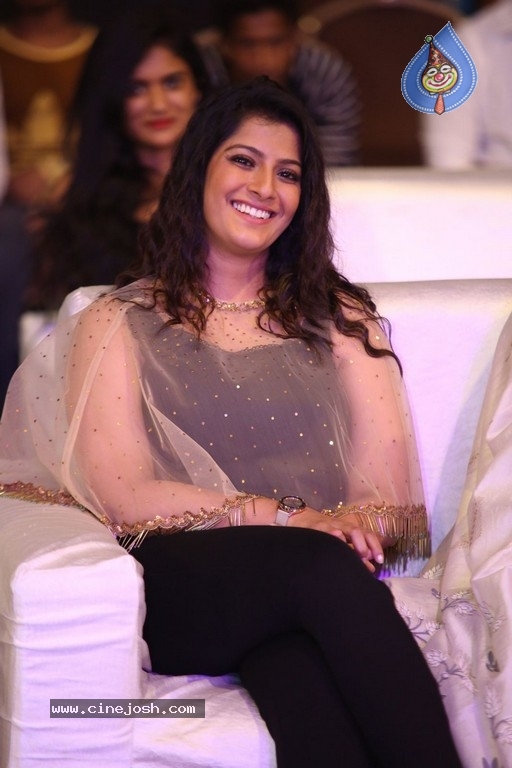 Varalaxmi Sarathkumar Latest Images - 12 / 12 photos