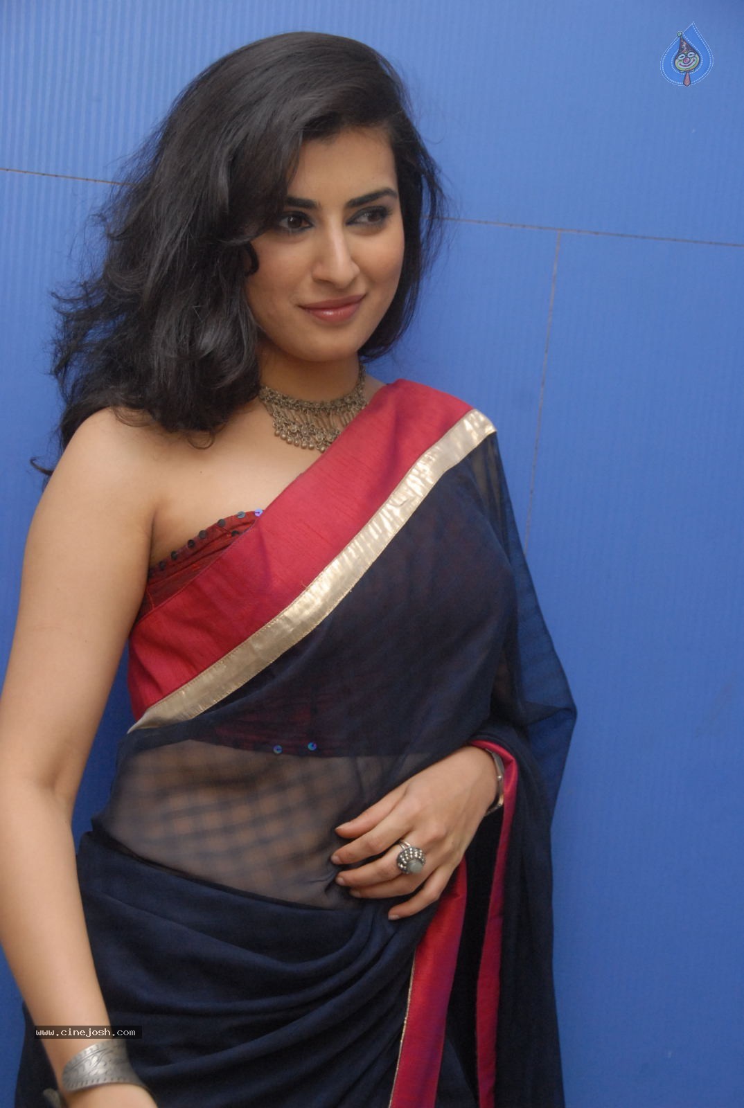 Veda Latest Stills - 37 / 80 photos