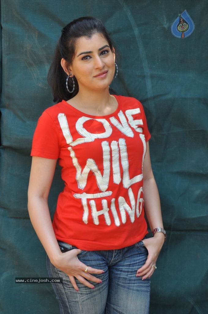 Veda Latest Stills - 30 / 83 photos