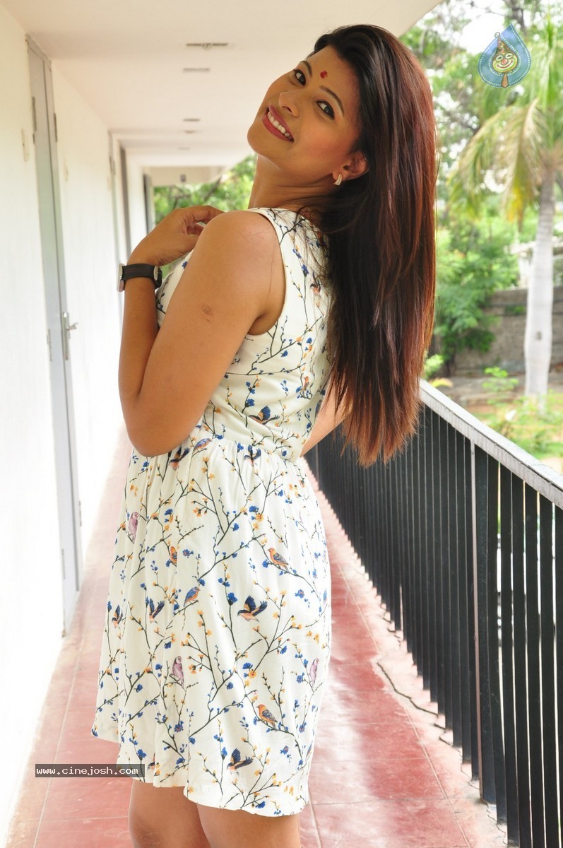 Veena Photos - 14 / 52 photos