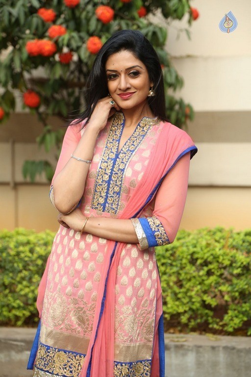 Vimala Raman Latest Gallery - 4 / 69 photos