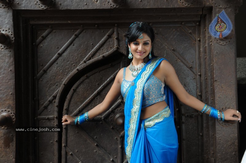 Vimala Raman Stills in Ranga the Donga Movie - 23 / 46 photos