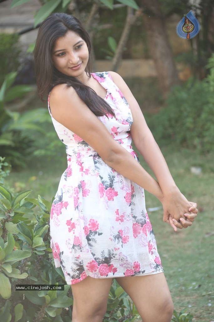 Vinni New Photos - 30 / 106 photos