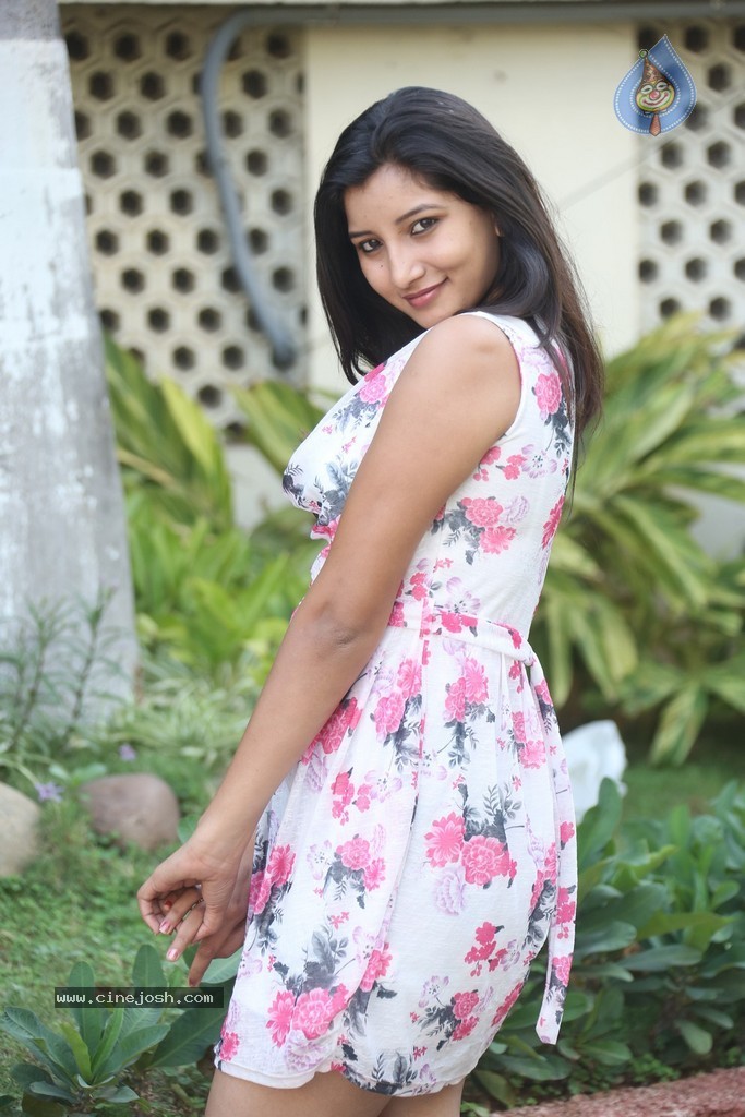 Vinni New Photos - 31 / 106 photos