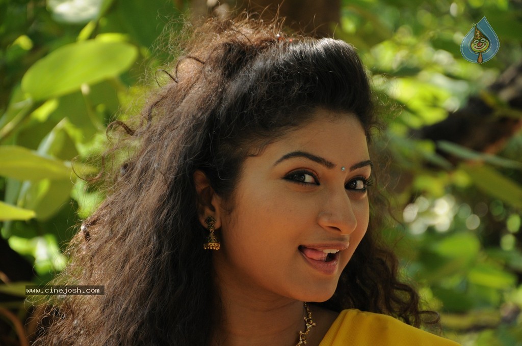 Vishnu Priya Images - 10 / 75 photos