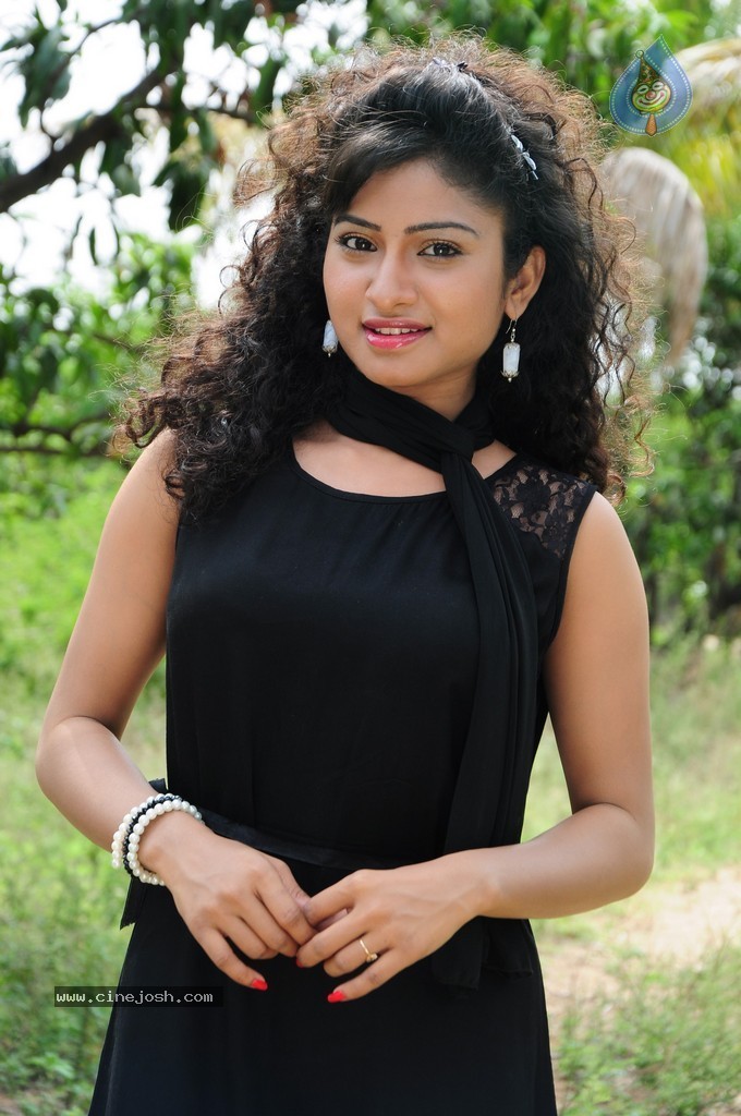 Vishnu Priya Images - 63 / 75 photos