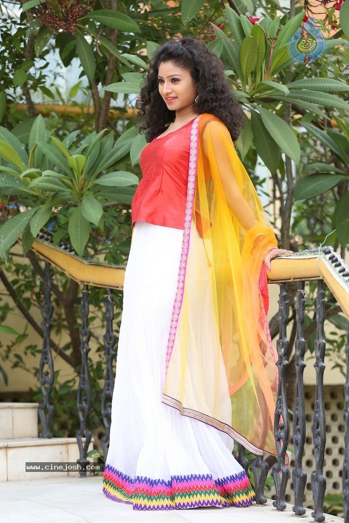 Vishnu Priya Latest Stills - 6 / 142 photos