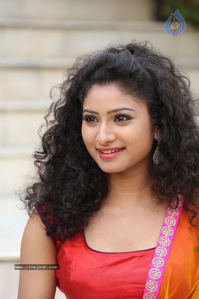 Vishnu Priya Latest Stills - 15 / 142 photos
