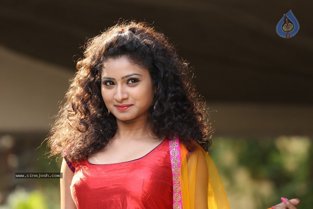 Vishnu Priya Latest Stills - 81 / 142 photos