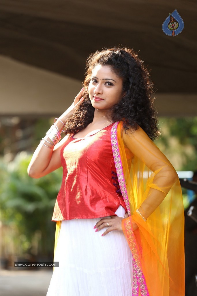 Vishnu Priya Latest Stills - 123 / 142 photos