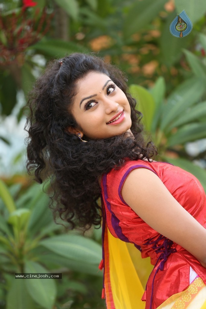 Vishnu Priya Latest Stills - 127 / 142 photos