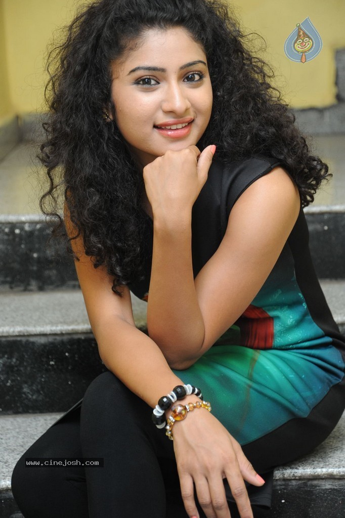 Vishnu Priya New Photos - 25 / 94 photos