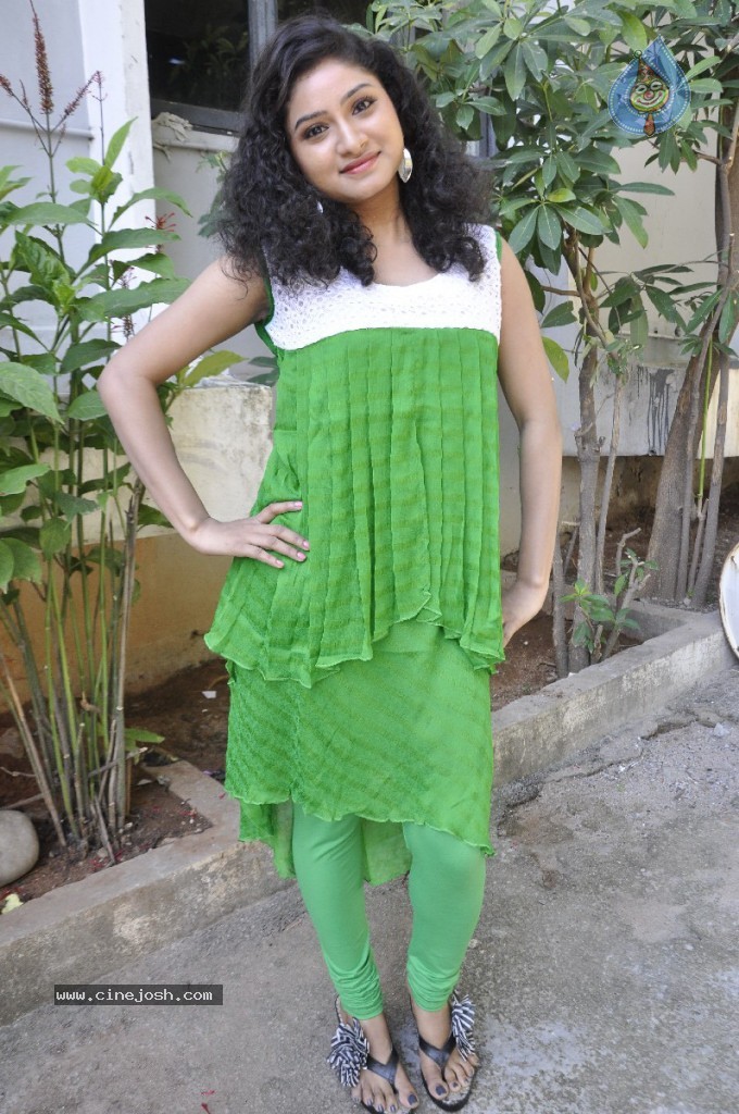 Vishnu Priya New Photos - 31 / 42 photos