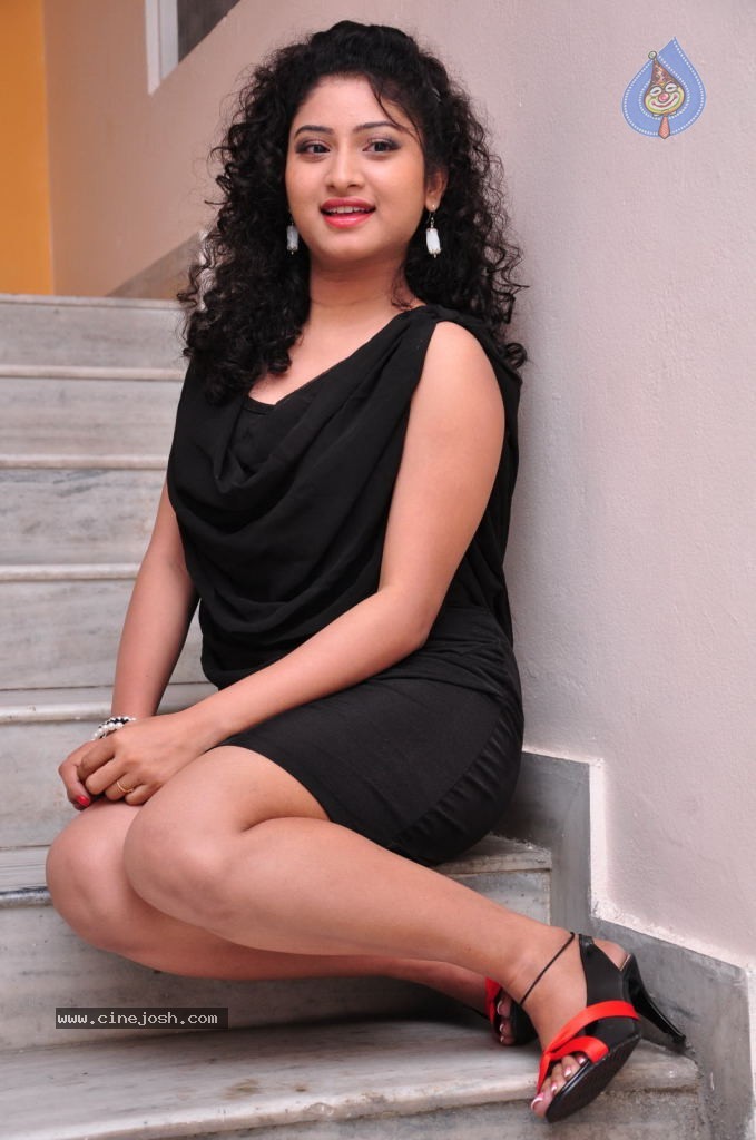 Vishnu Priya New Photos, - 13 / 88 photos