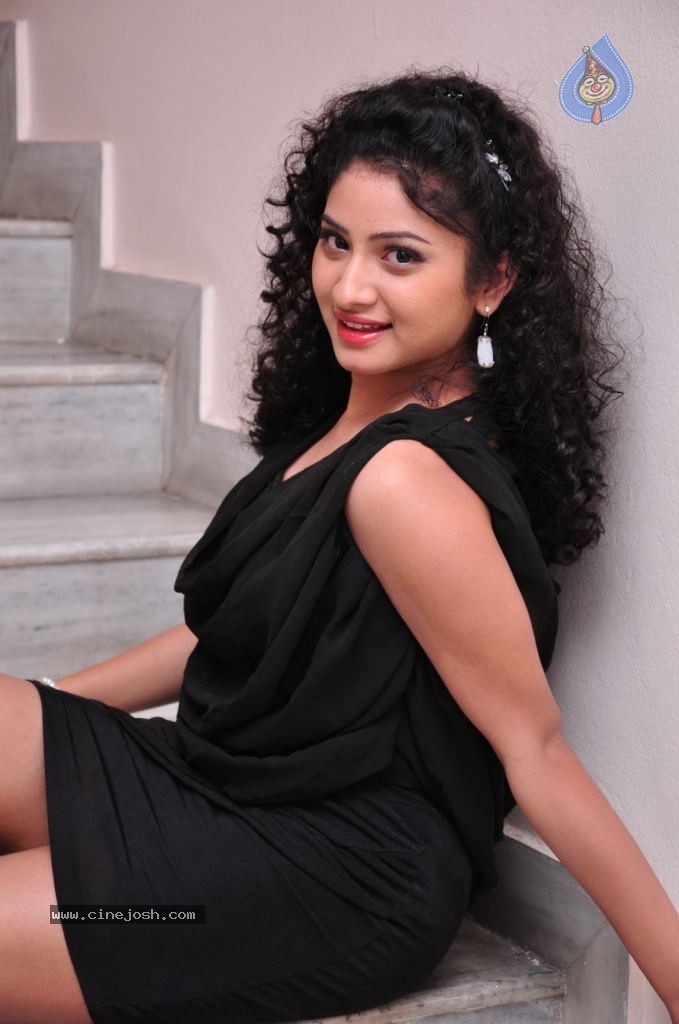 Vishnu Priya New Photos, - 30 / 88 photos
